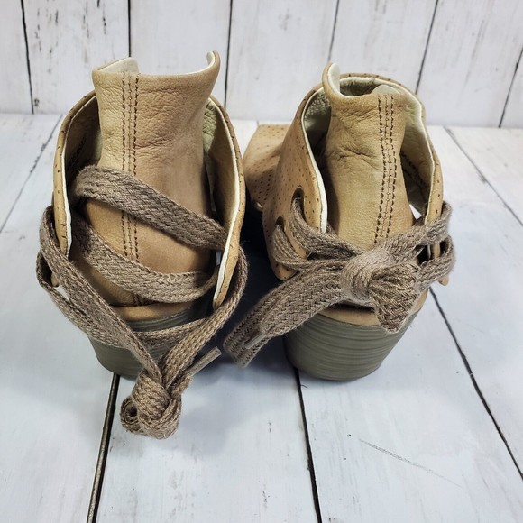 Fly London YEMA Oil Suede Open-toed Bootie Womens 6.5-7 (EU 37) Tan Ankle - Picture 8 of 13